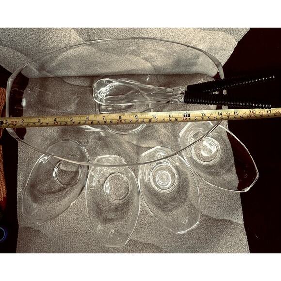 Vintage Clear Plastic Salad Fruit Set 1 Bowl 4 Sm Bowls & 2 Serving Utensils - Picture 6 of 7